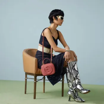 Gucci  744434 Gucci Blondie top handle bag Pink leather