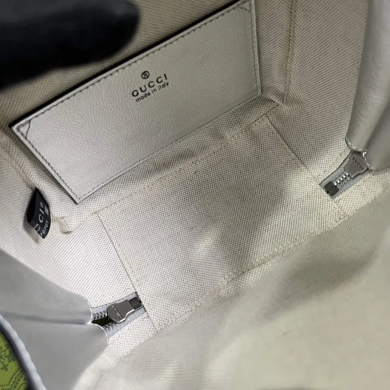 Gucci  744434 Gucci Blondie top handle bag Metallic silver leather