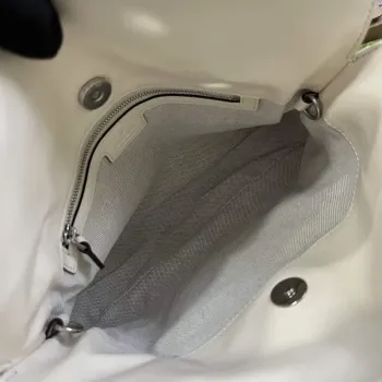 Gucci 751518 Gucci Blondie Small Tote Bag  White leather