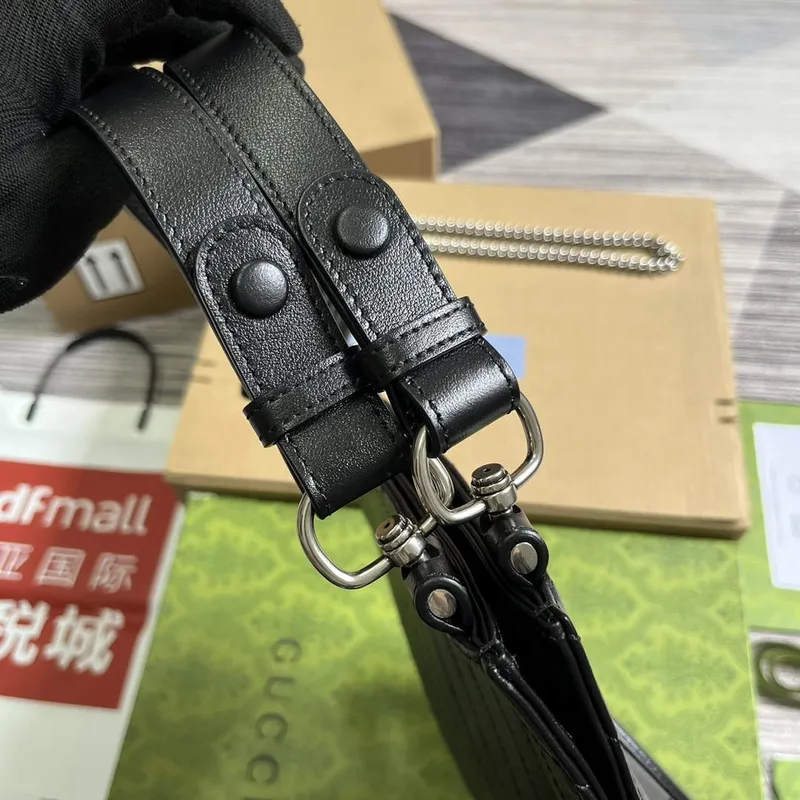 Gucci 751518 Gucci Blondie Small Tote Bag  Black leather