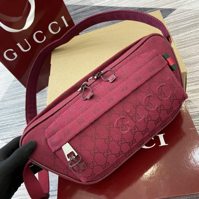 Gucci 802096 Small GG Crossbody Bag Red