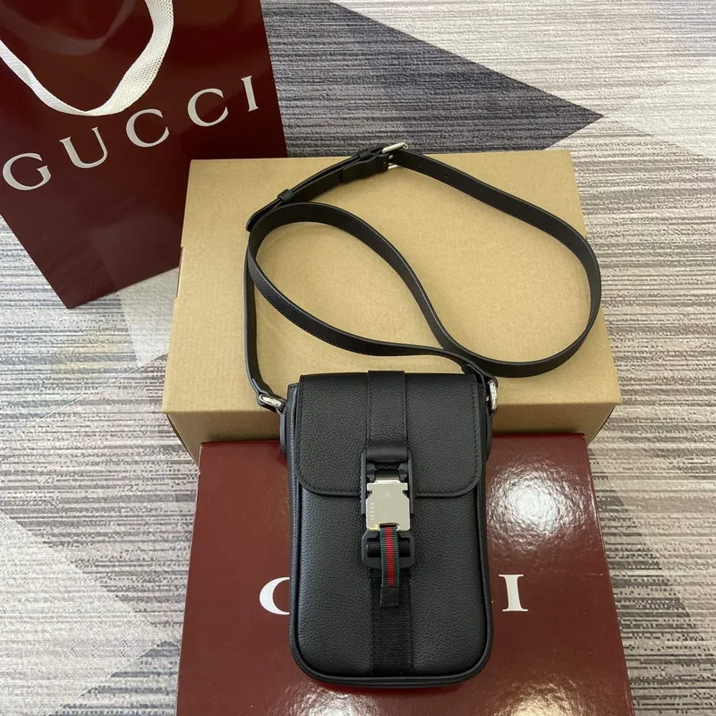 Gucci 800312 Super Mini Crossbody Bag Black