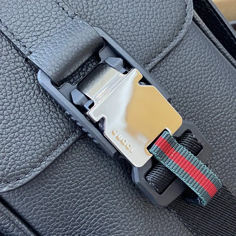 Gucci 800312 Super Mini Crossbody Bag Black