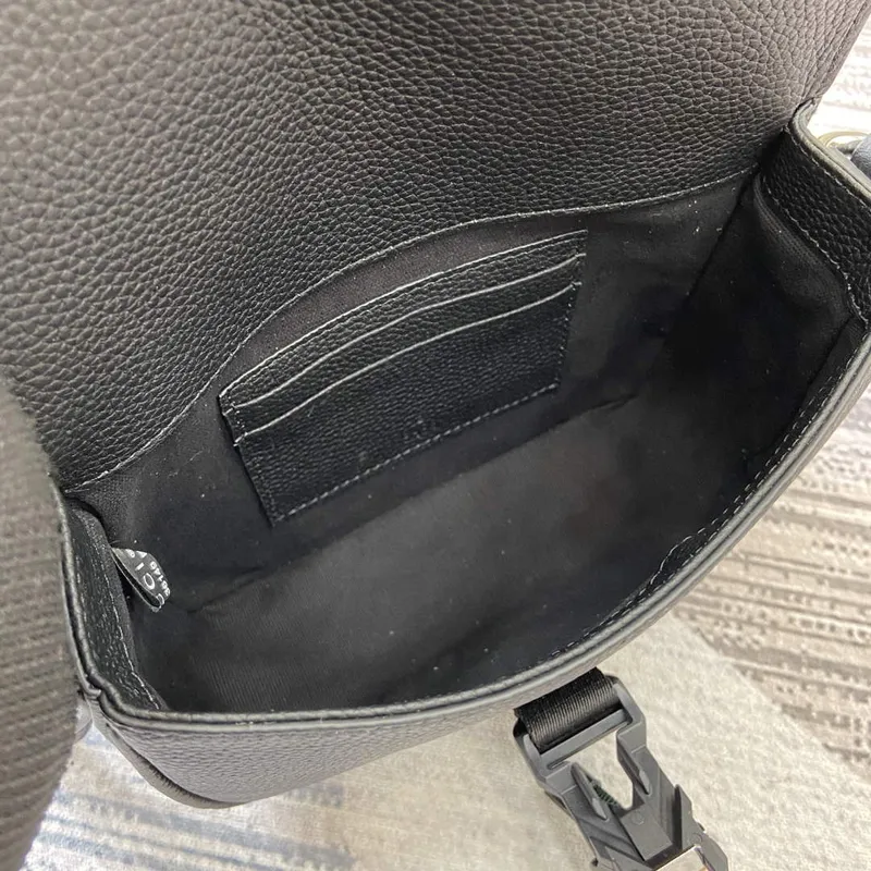 Gucci 800313 Super Mini Shoulder Bag Black