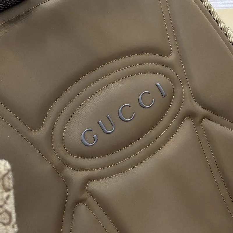 Gucci 800182 Large Backpack With Gucci Bag Brown