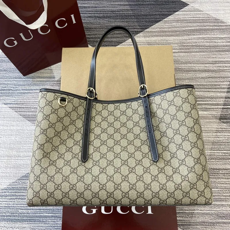 Gucci 815213 GG Emblem Medium Tote Bag Black
