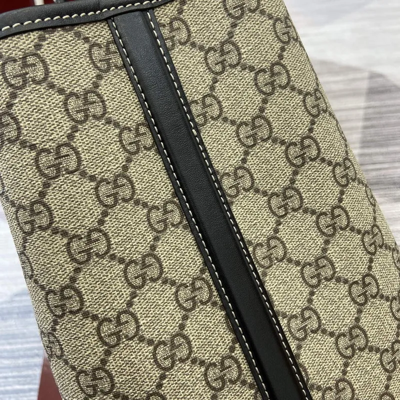Gucci 815213 GG Emblem Medium Tote Bag Black