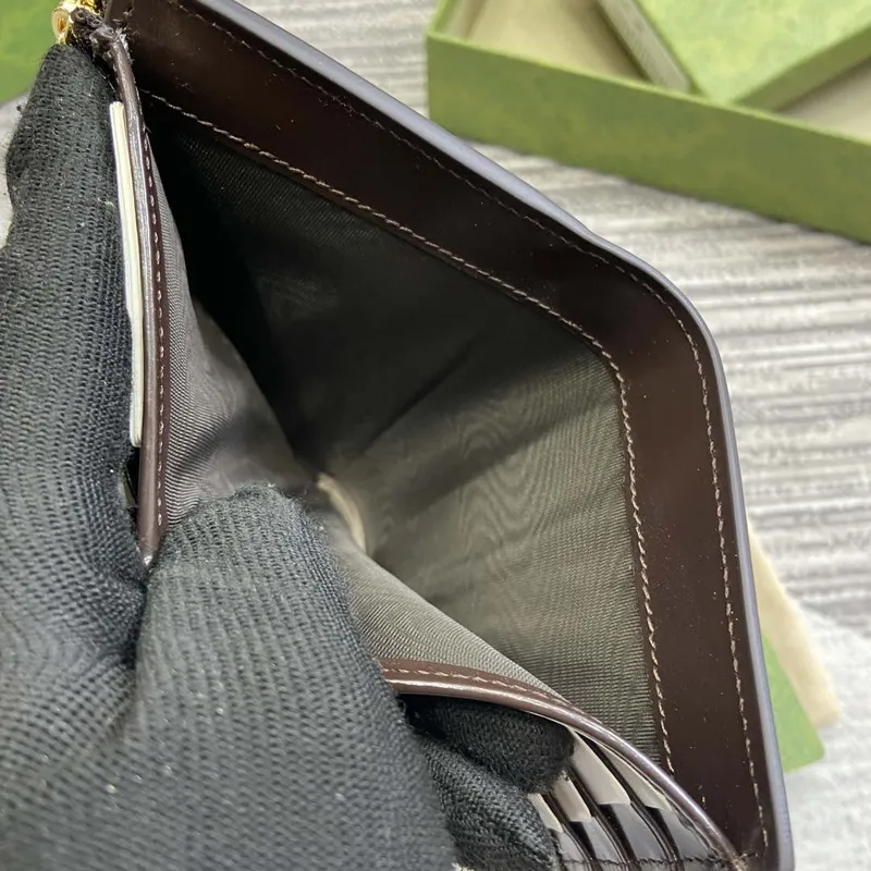 Gucci 790037 Gucci Luce mini zip wallet  Brown leather