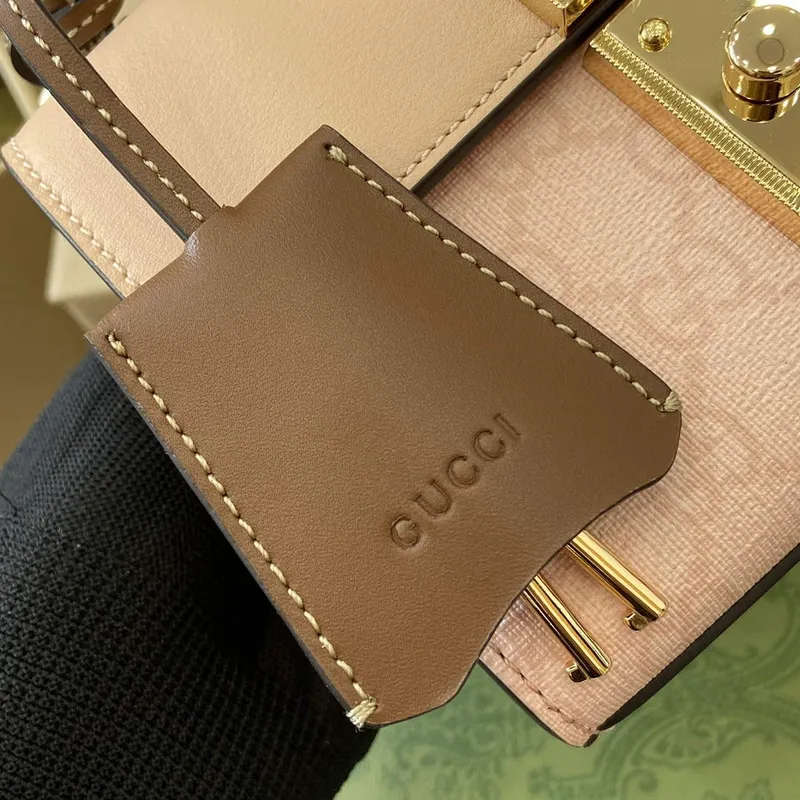 Gucci 409487 Padlock Small Shoulder Bag Pink