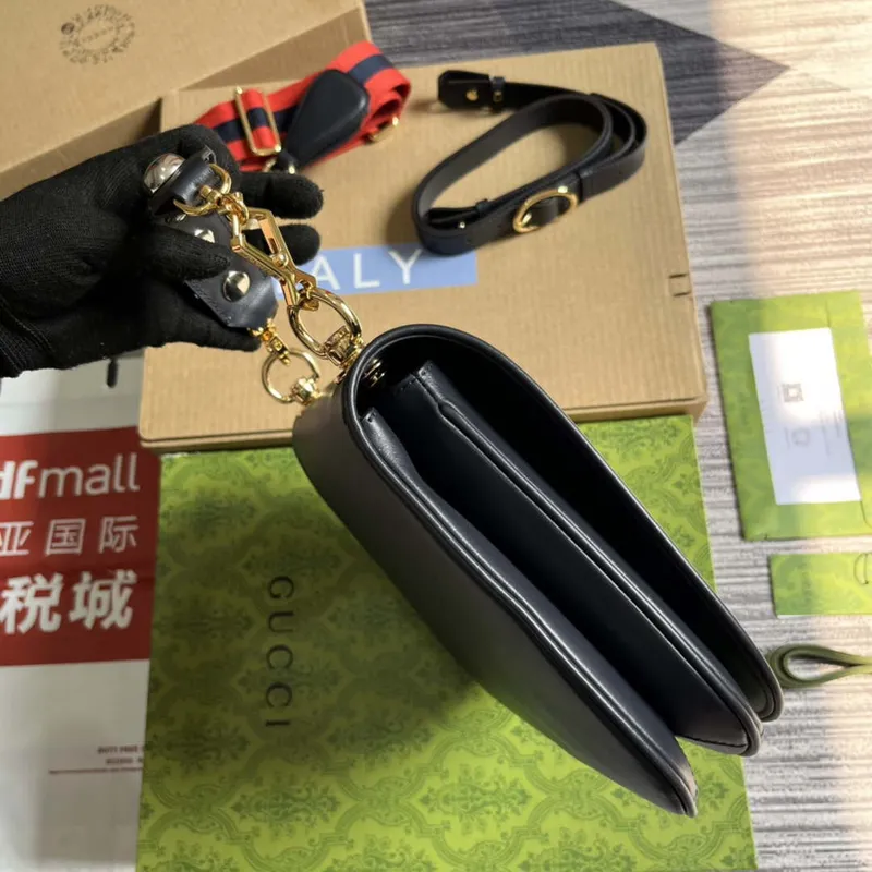 Gucci 721172 Blondie Medium top handle bag Black with navy blue