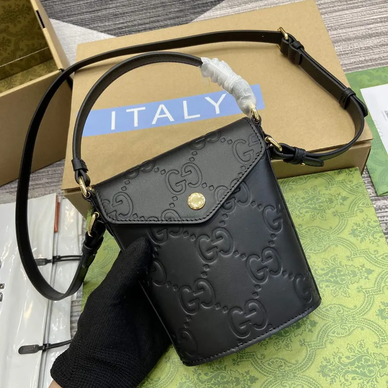 Gucci 772795 GG Super Mini Bucket Bag Black