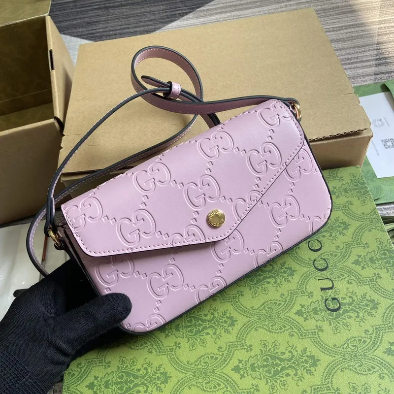 Gucci 772794 GG Super Mini Shoulder Bag Light purple