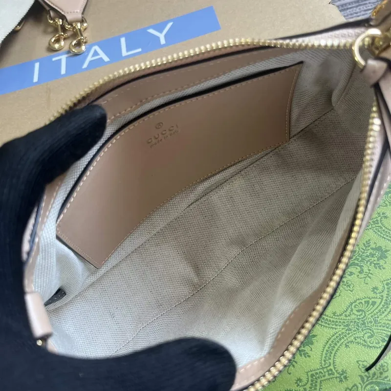 Gucci 735049 Crossbody bags GG matelassé handbag Rose beige leather
