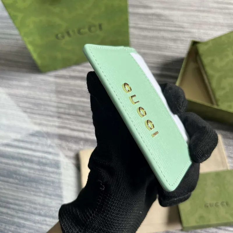 Gucci 773428 Card Case With Gucci Script Pale green