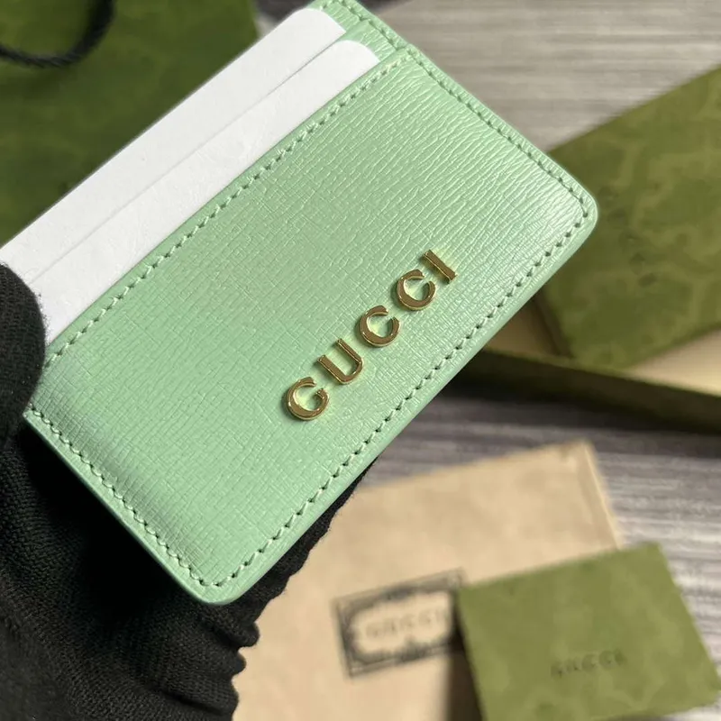 Gucci 773428 Card Case With Gucci Script Pale green
