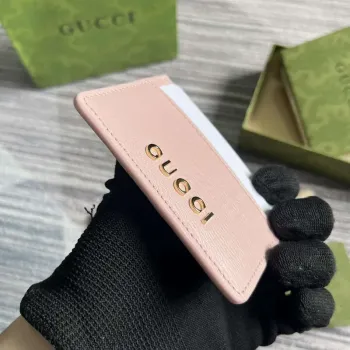 Gucci 773428 Card Case With Gucci Script Light pink