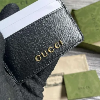 Gucci 773428 Card Case With Gucci Script Black