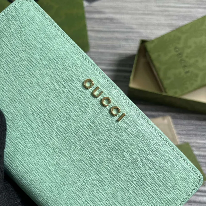 Gucci 772642 Zip Around Wallet With Gucci Script Pale green