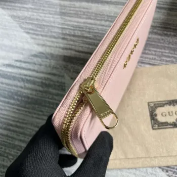 Gucci 772642 Zip Around Wallet With Gucci Script Light Pink