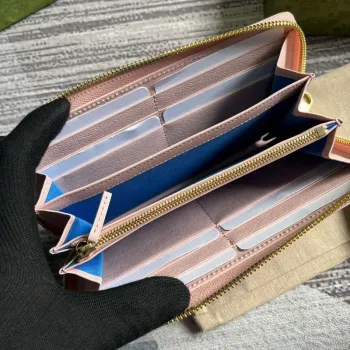 Gucci 772642 Zip Around Wallet With Gucci Script Light Pink