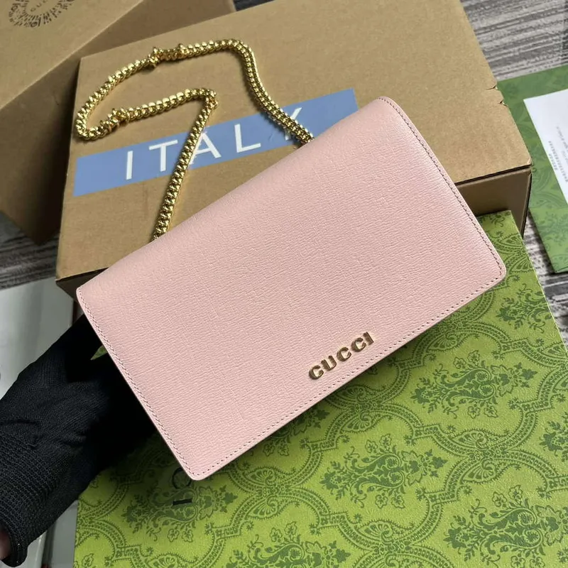 Gucci 772643 Chain Wallet With Gucci Script Light pink