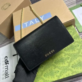 Gucci 772643 Chain Wallet With Gucci Script Black