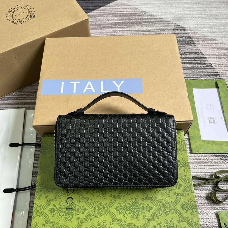 Gucci 449246 Gucci Sima Leather Zip Around Case Black