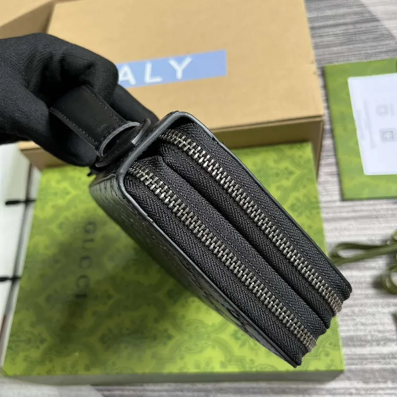 Gucci 395474 Guccissima Leather Zip Around Case Black