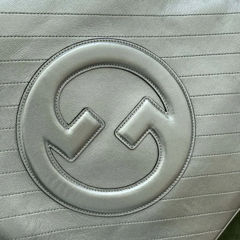 Gucci 751516 Blondie Medium Tote bag in Silver leather