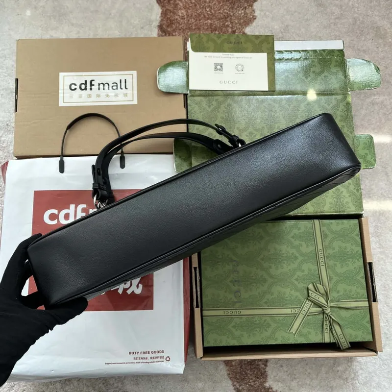 Gucci 751516 Blondie Medium Tote bag in black leather