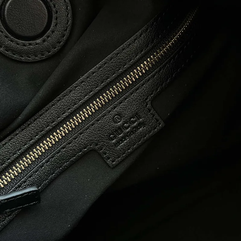 Gucci Deco medium tote bag GG 746210 in Black leather