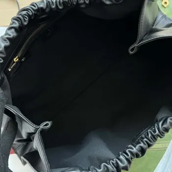 Gucci Deco medium tote bag GG 746210 in Black leather