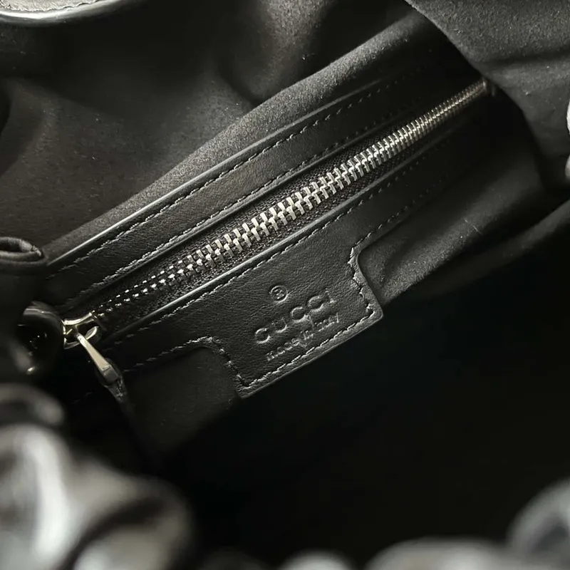 Gucci 746210 Gucci Deco medium tote bag in black leather