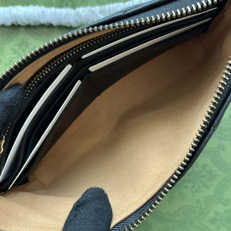 Gucci 443447 GG Marmmont wallet with chain Black leather