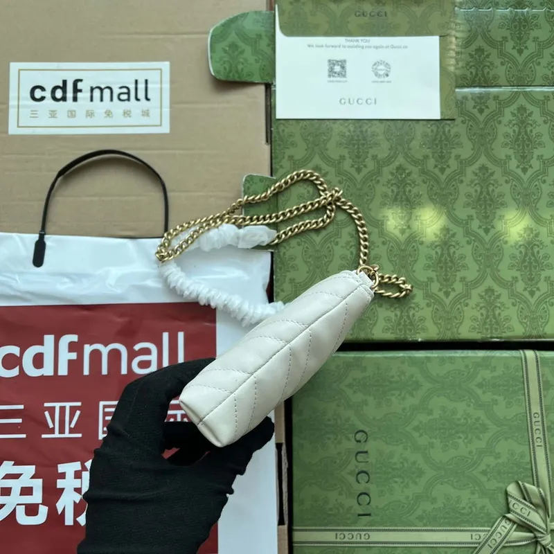 Gucci 443447 GG Marmmont wallet with chain White leather