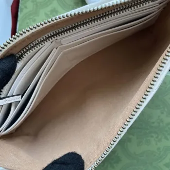 Gucci 443447 GG Marmmont wallet with chain White leather