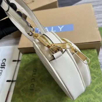 Gucci 751628 Interlocking G Mini Heart Shoulder Bag White