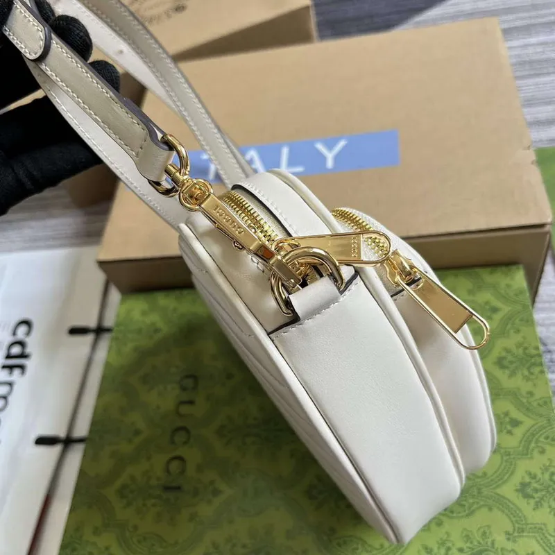 Gucci 751628 Interlocking G Mini Heart Shoulder Bag White