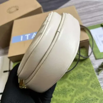 Gucci 751628 Interlocking G Mini Heart Shoulder Bag White