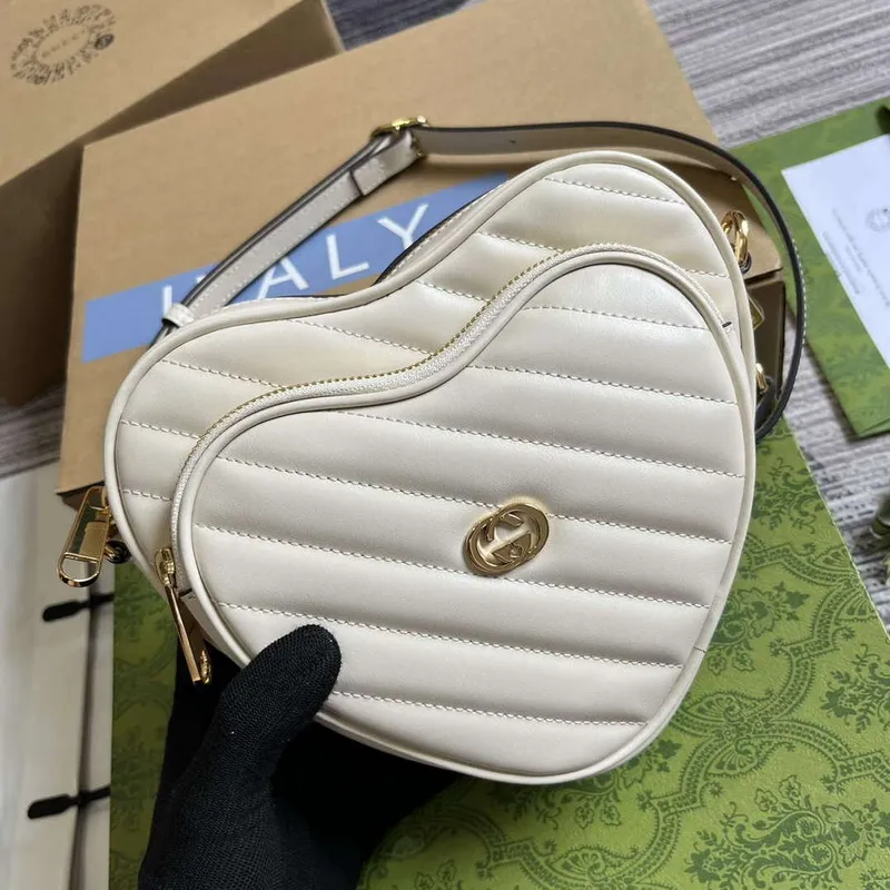 Gucci 751628 Interlocking G Mini Heart Shoulder Bag White