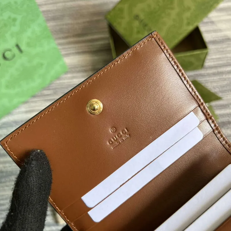 Gucci 723786 GG Matelassé Card Case Wallet Brown
