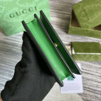 Gucci 723786 GG Matelassé Card Case Wallet Green