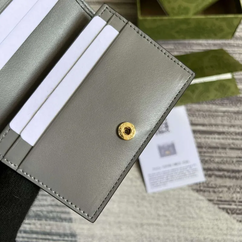 Gucci 723786 GG Matelassé Card Case Wallet Grey