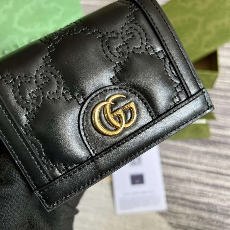 Gucci 723786 GG Matelassé Card Case Wallet Black