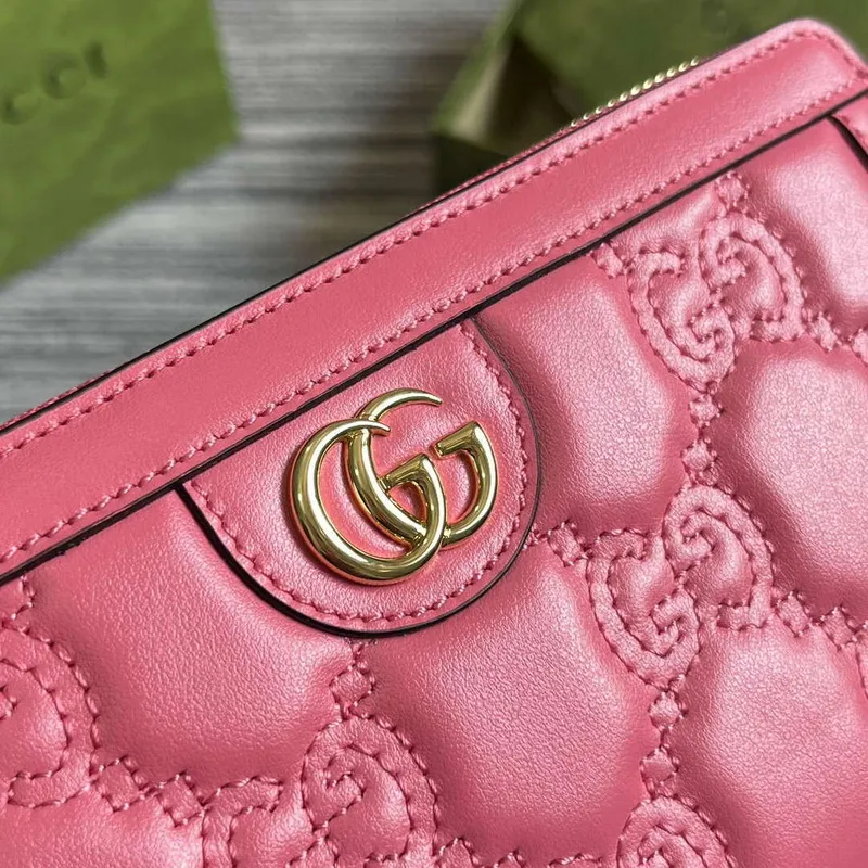 Gucci 723784 GG Matelassé Zip Around Wallet Rose pink