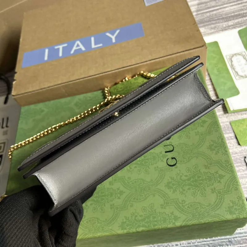 Gucci 723787 GG Matelassé Chain Wallet Grey