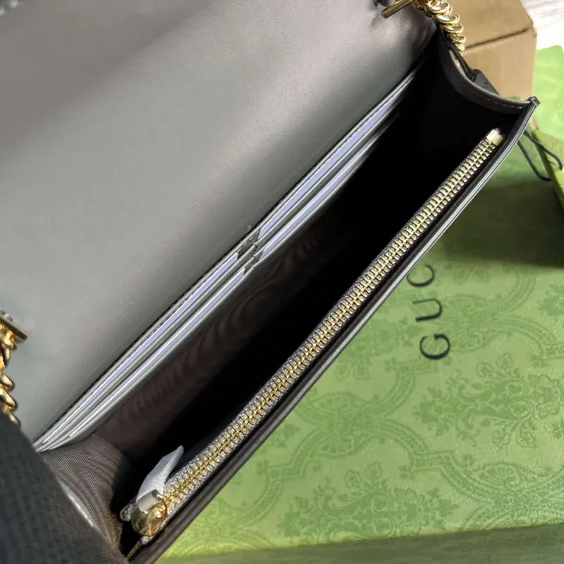 Gucci 723787 GG Matelassé Chain Wallet Grey