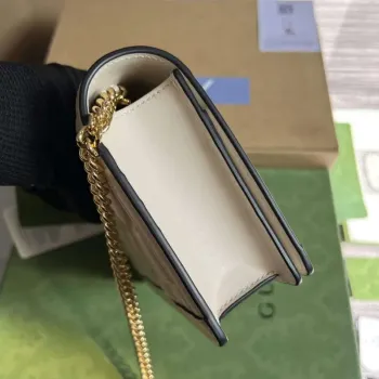 Gucci 723787 GG Matelassé Chain Wallet White