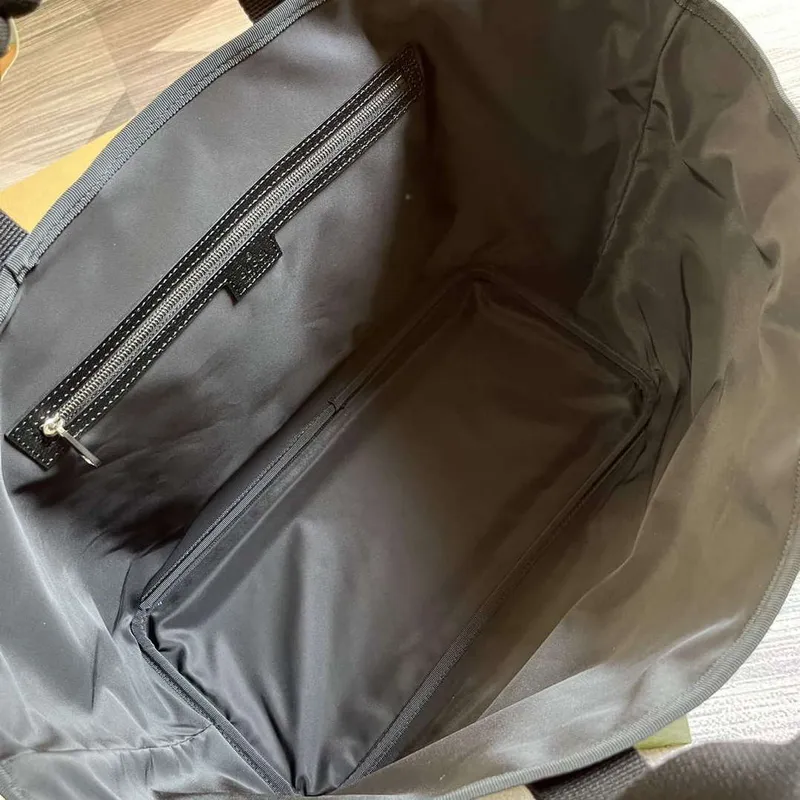 Gucci 746037 Gucci Off The Grid Medium Tote Bag Black