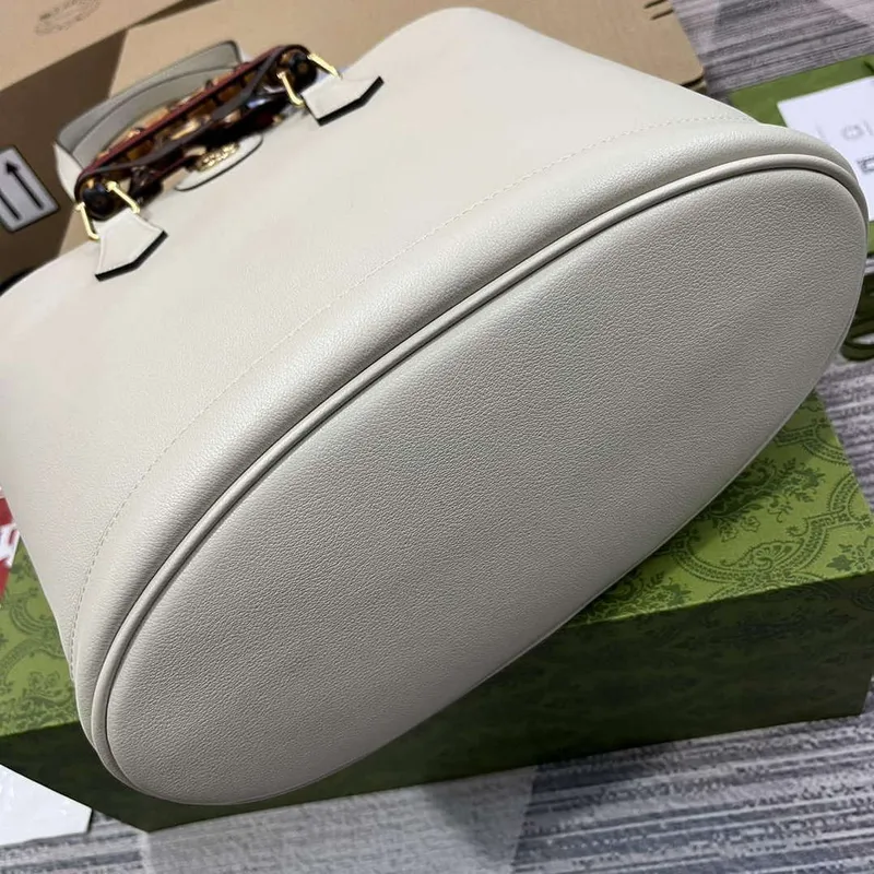 Gucci 750394 Gucci Diana Medium Tote Bag White leather